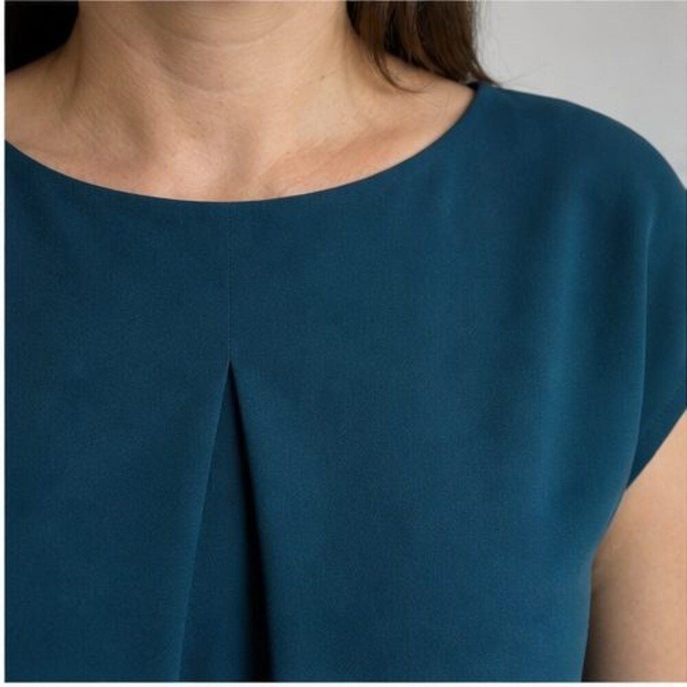 Ivory Ruffle Blouse - Picture 4 of 6
